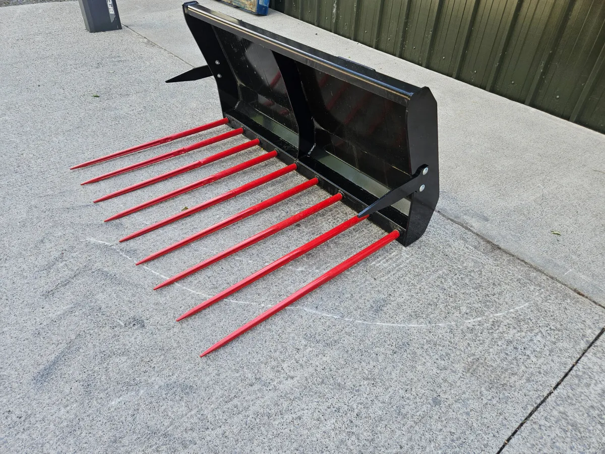 New Rhino 1.6m dung forks in stock - Image 4