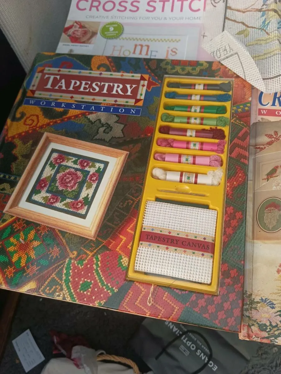 New selection of tapestry,lot 30 Euro - Image 3