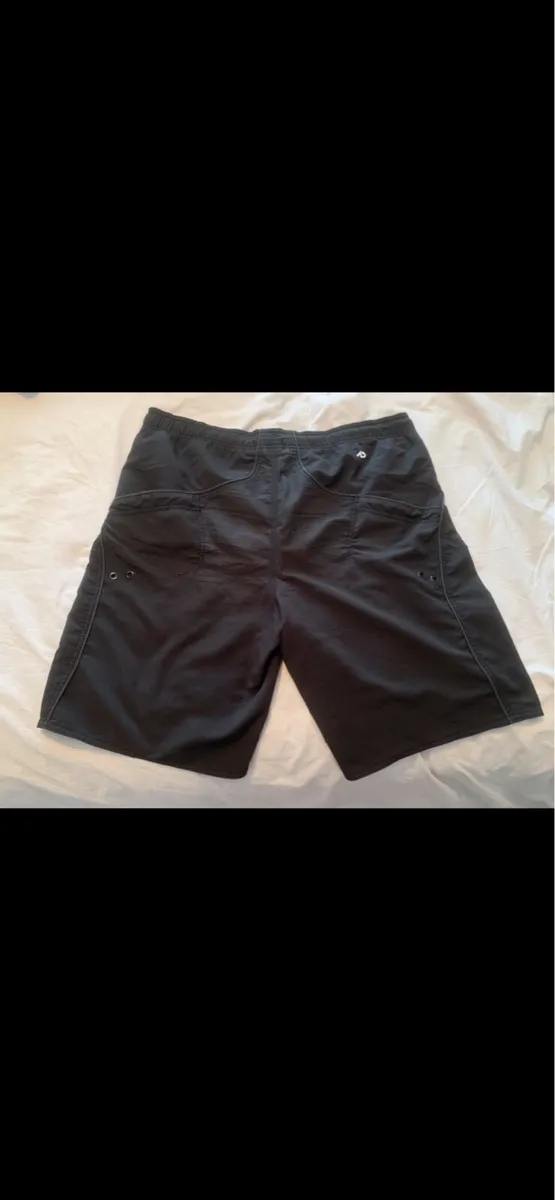 Nike shorts - Image 2