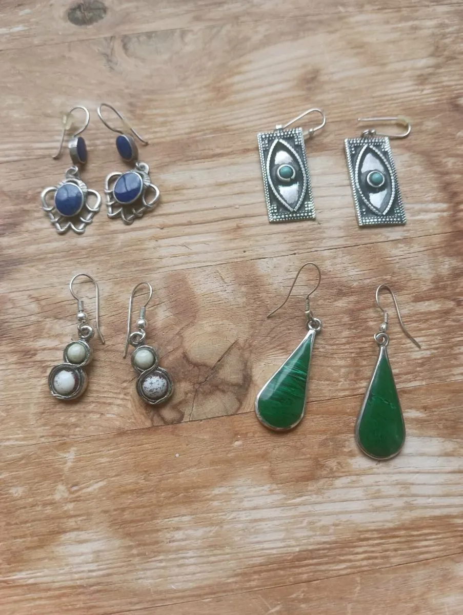 Beautiful new selection of vintage style earrings - Image 2