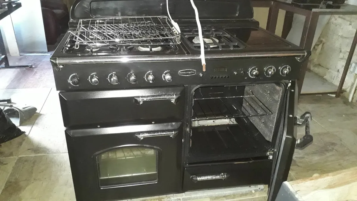 Dual Fuel Cooker - Image 2