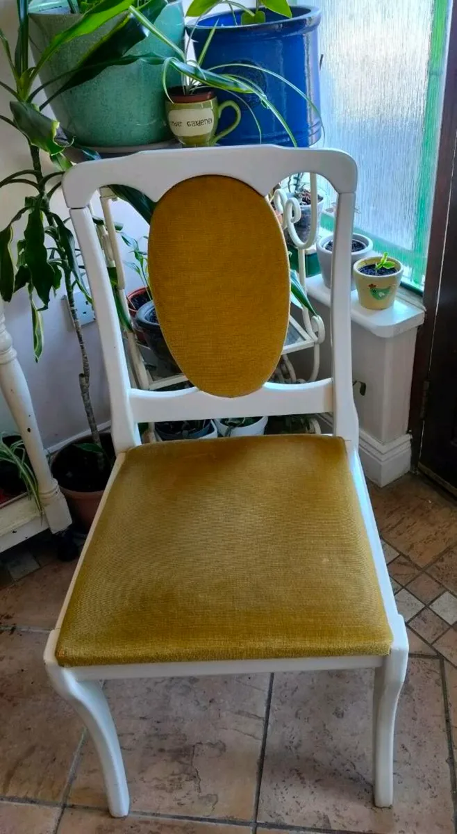 Vintage bedroom dining chair. Perfect condition 
C - Image 4