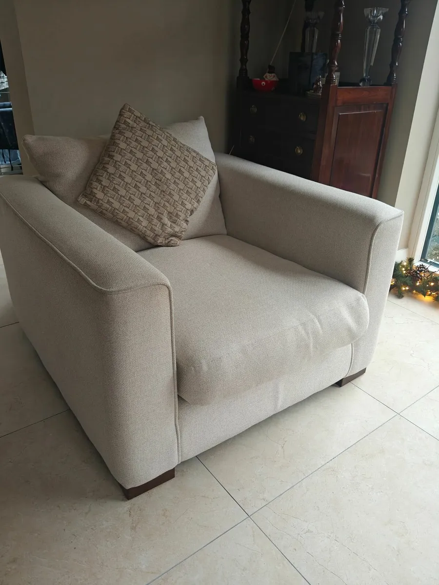 Modern Cream Armchair – Great Condition – €40 - Image 2