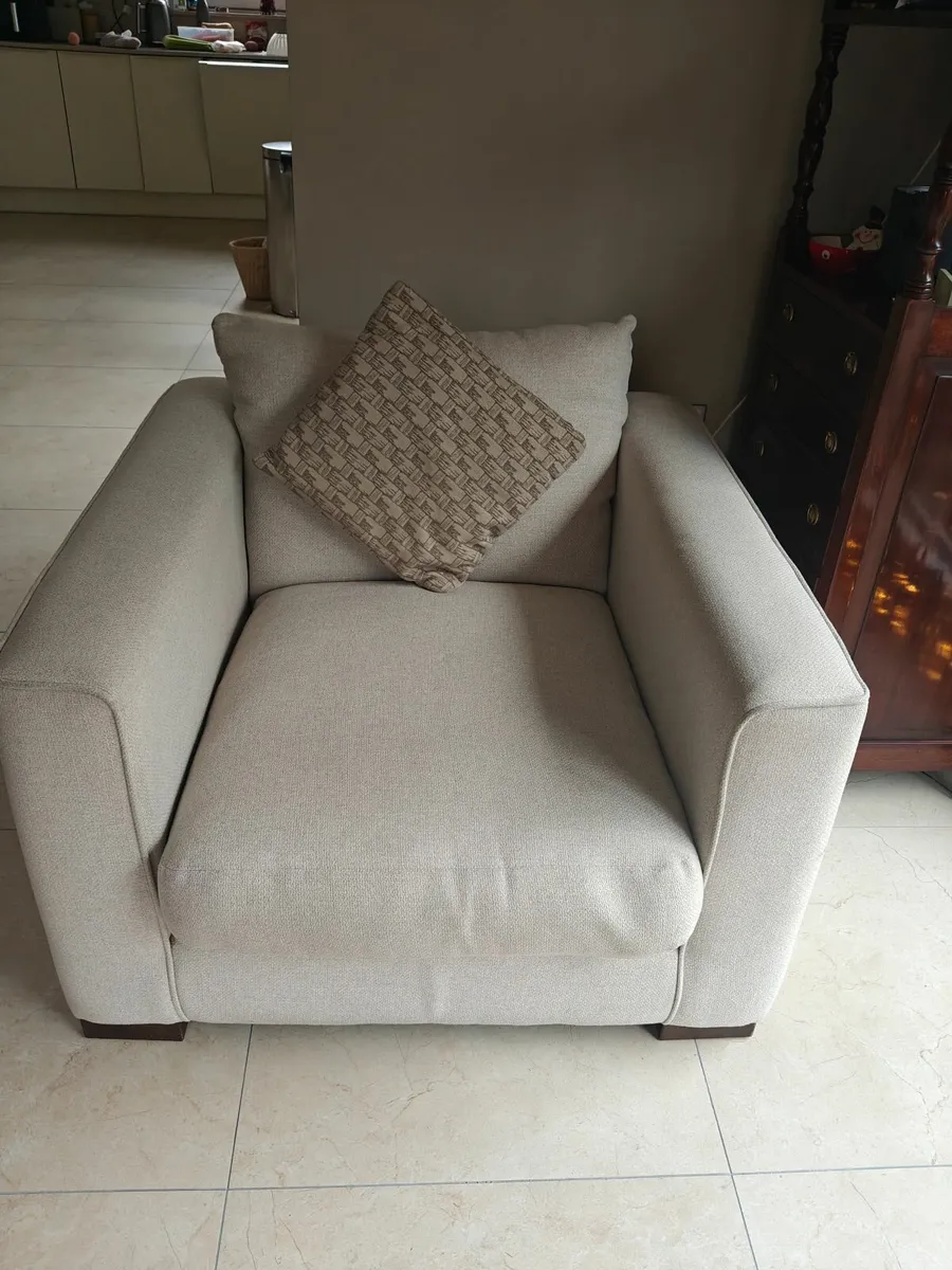 Modern Cream Armchair – Great Condition – €40 - Image 1