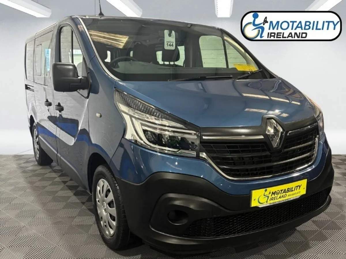 Renault Trafic Wheelchair Accessible - Image 1