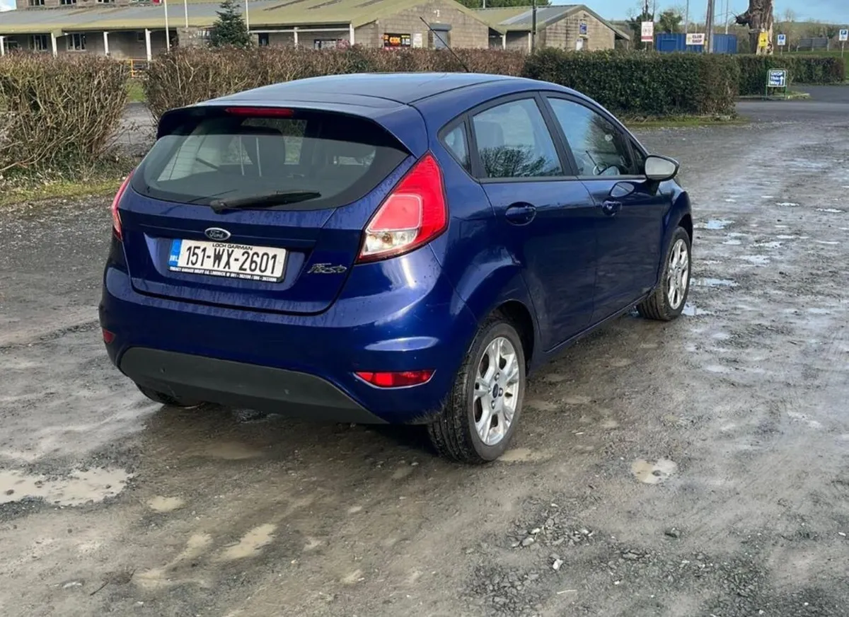 2015 Ford Fiesta - Image 3