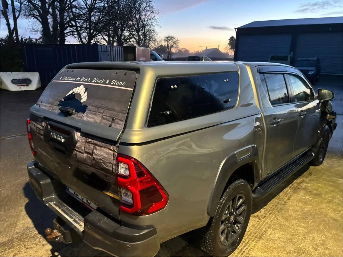 Toyota Hilux Canopy - Image 1