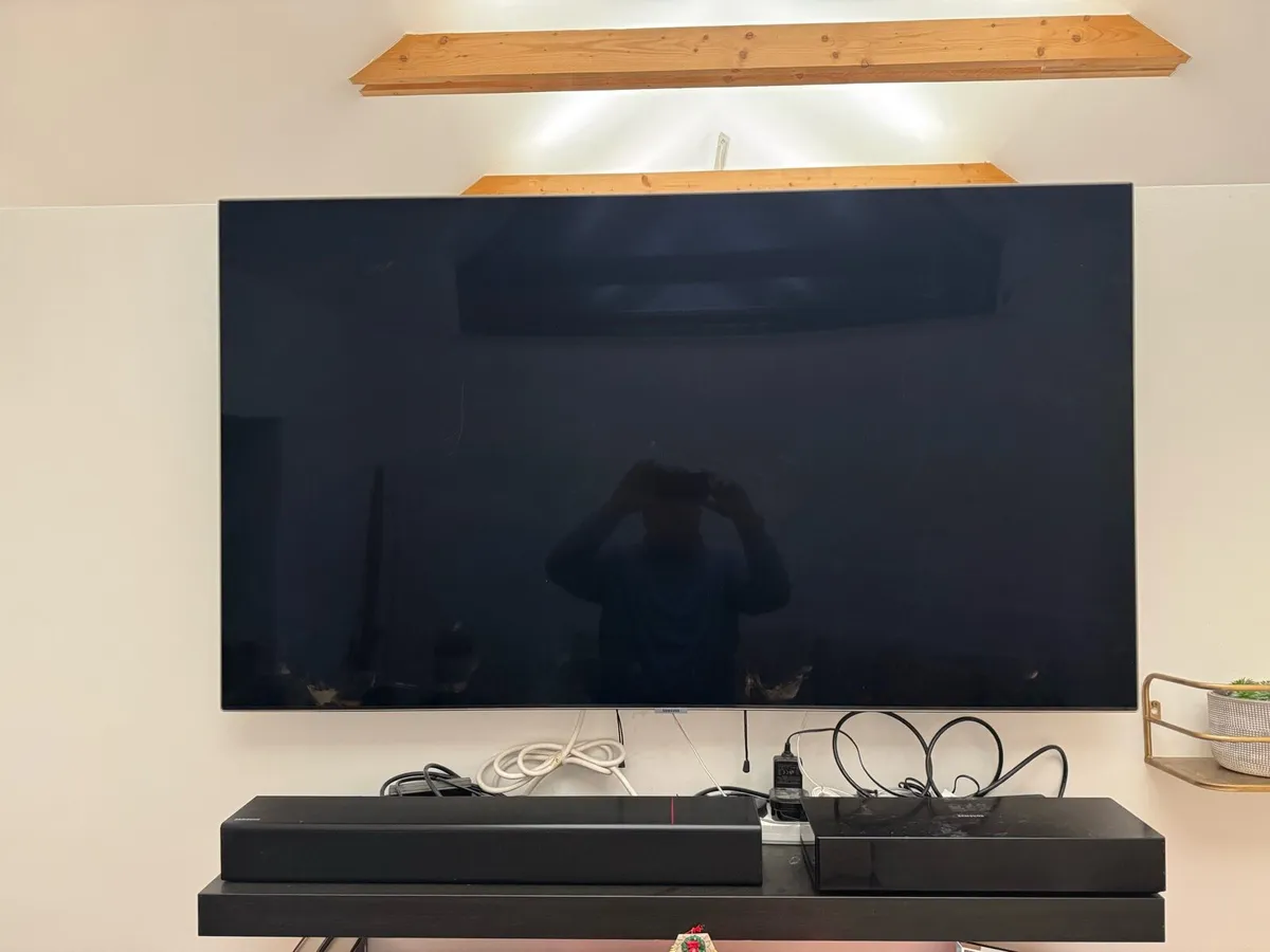 55” Samsung Smart Television - Image 4