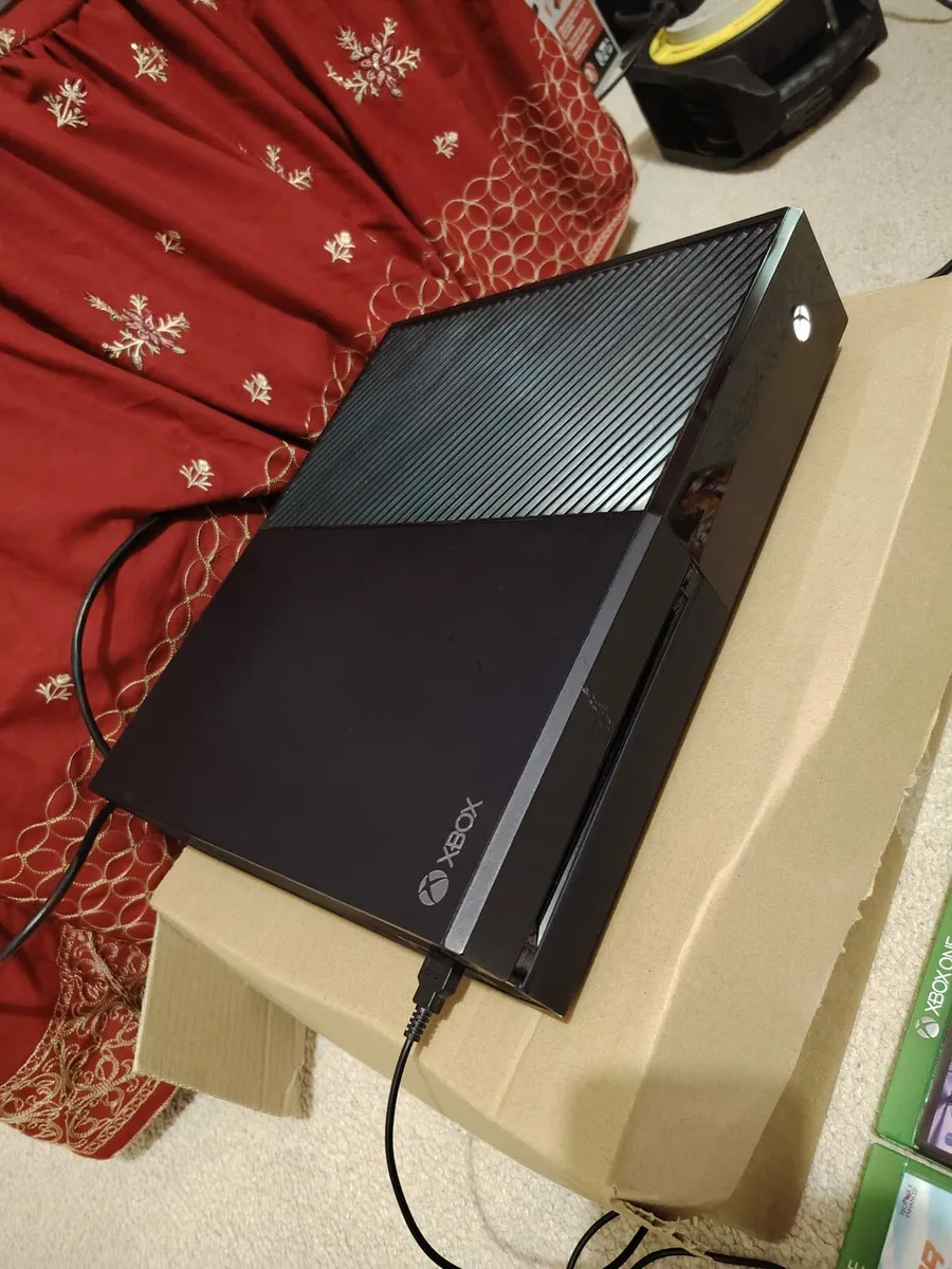 🎮 Xbox One 500GB Console – Full Bundle | 13 Games - Image 4