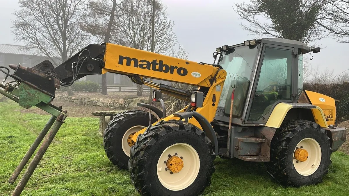 Matbro loader - Image 1
