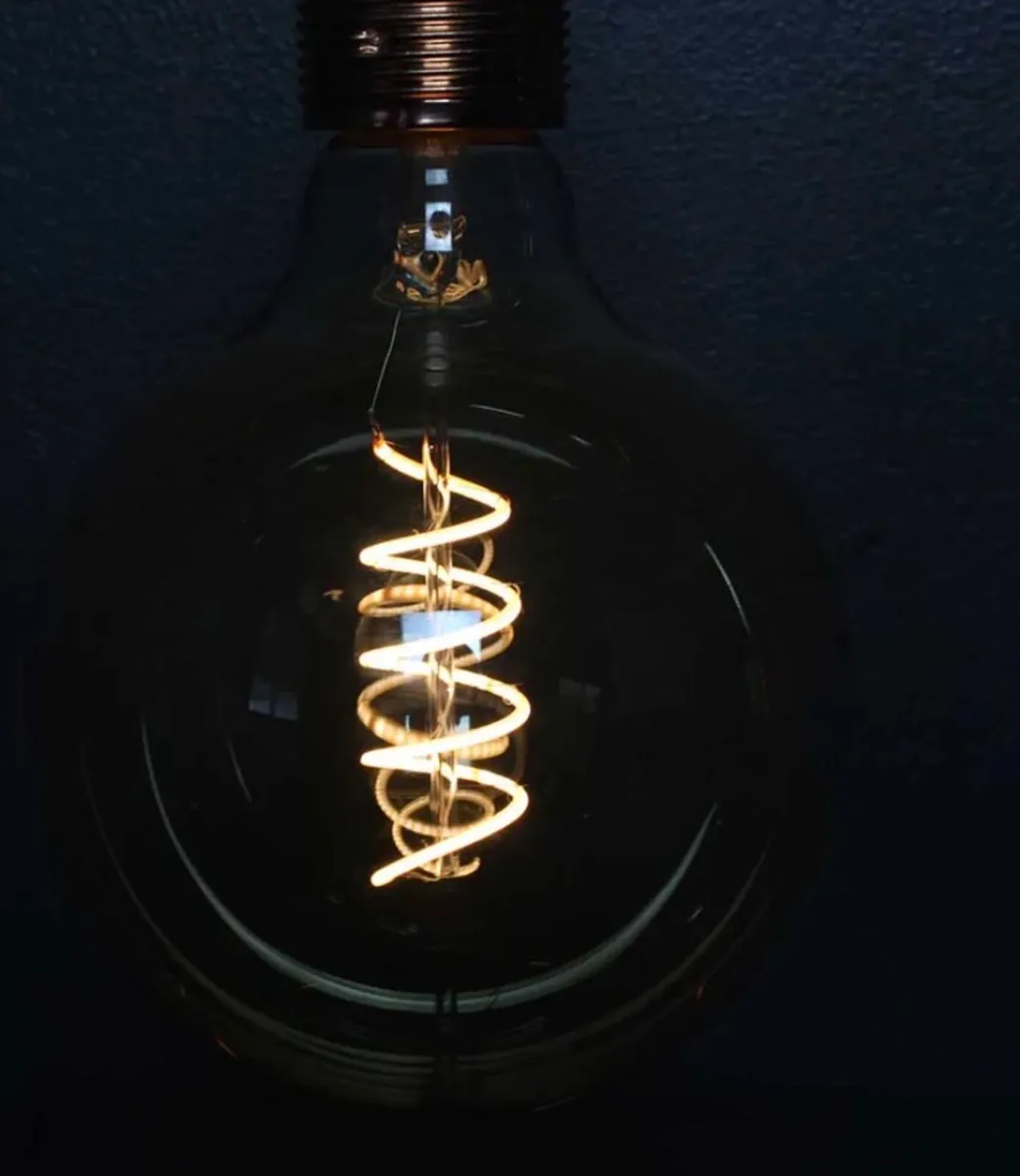 Kopper Kreation Valve Lamp Blue - Image 4