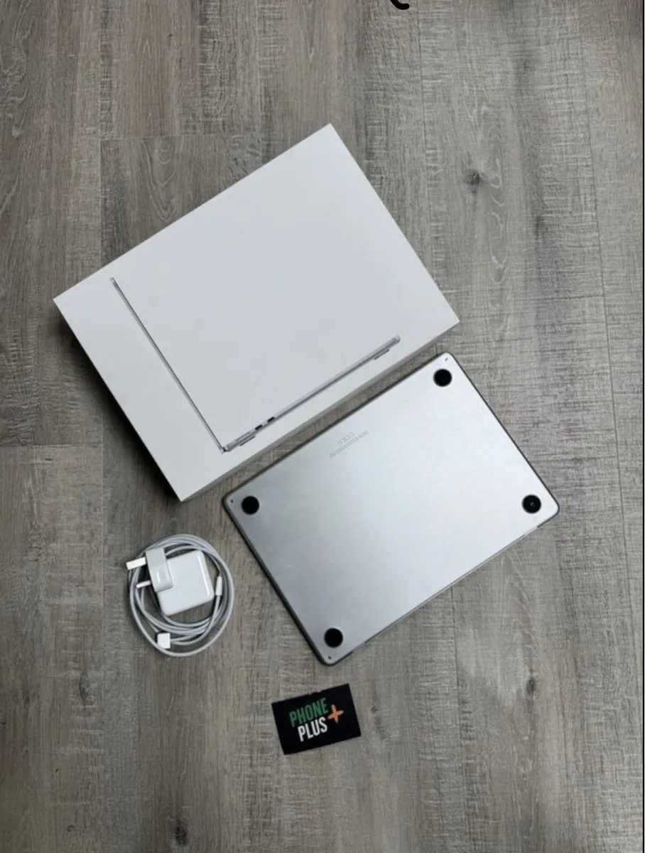 MacBook Air M4 13” 2025 16GB 256GB | 100% Battery - Image 2