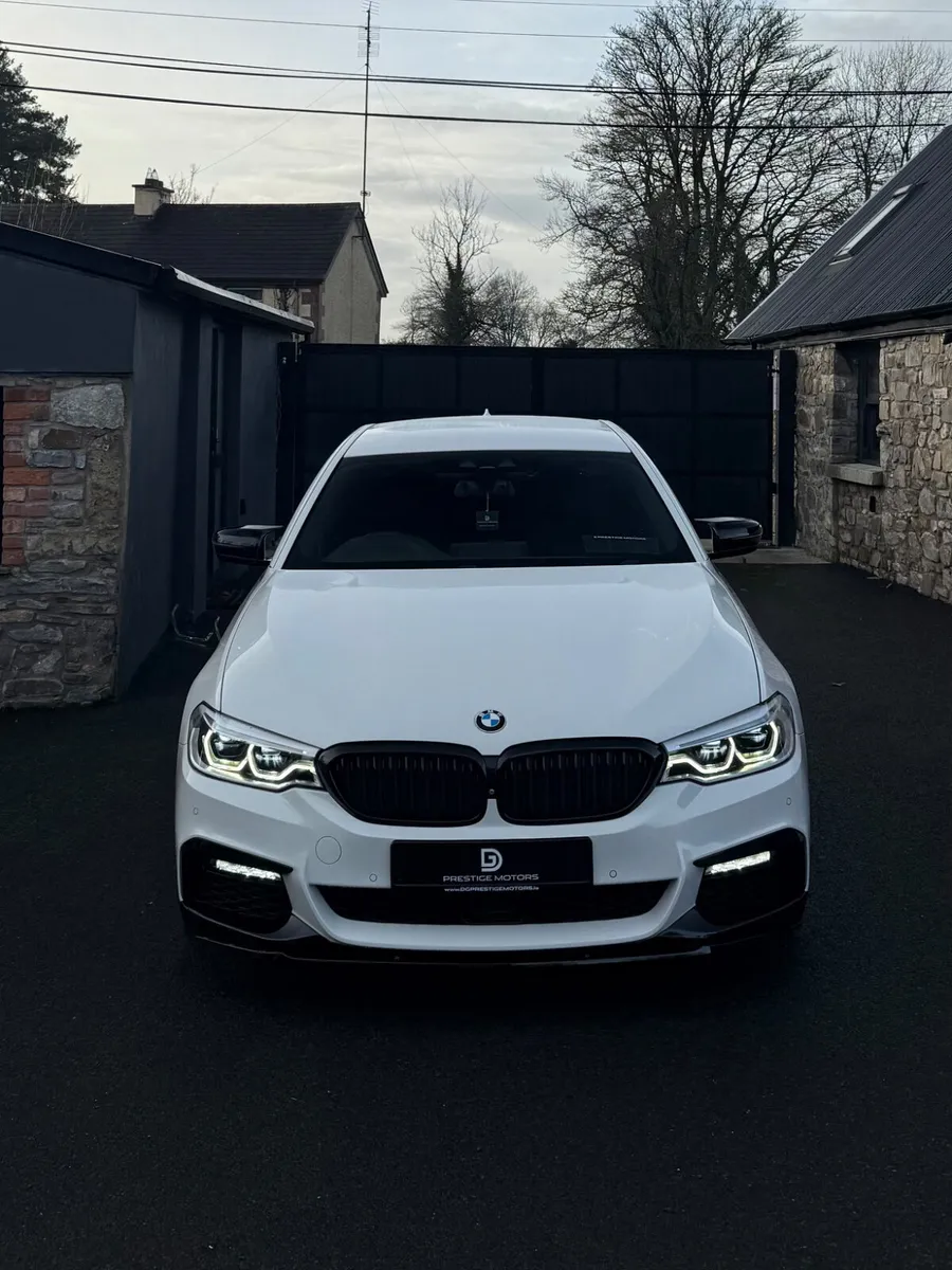 2017 BMW G30 5 SERIES AUTO M SPORT M PERFORMANCE - Image 2
