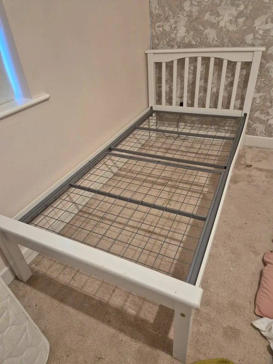 Single Timber Frame Bed (White) - Image 1