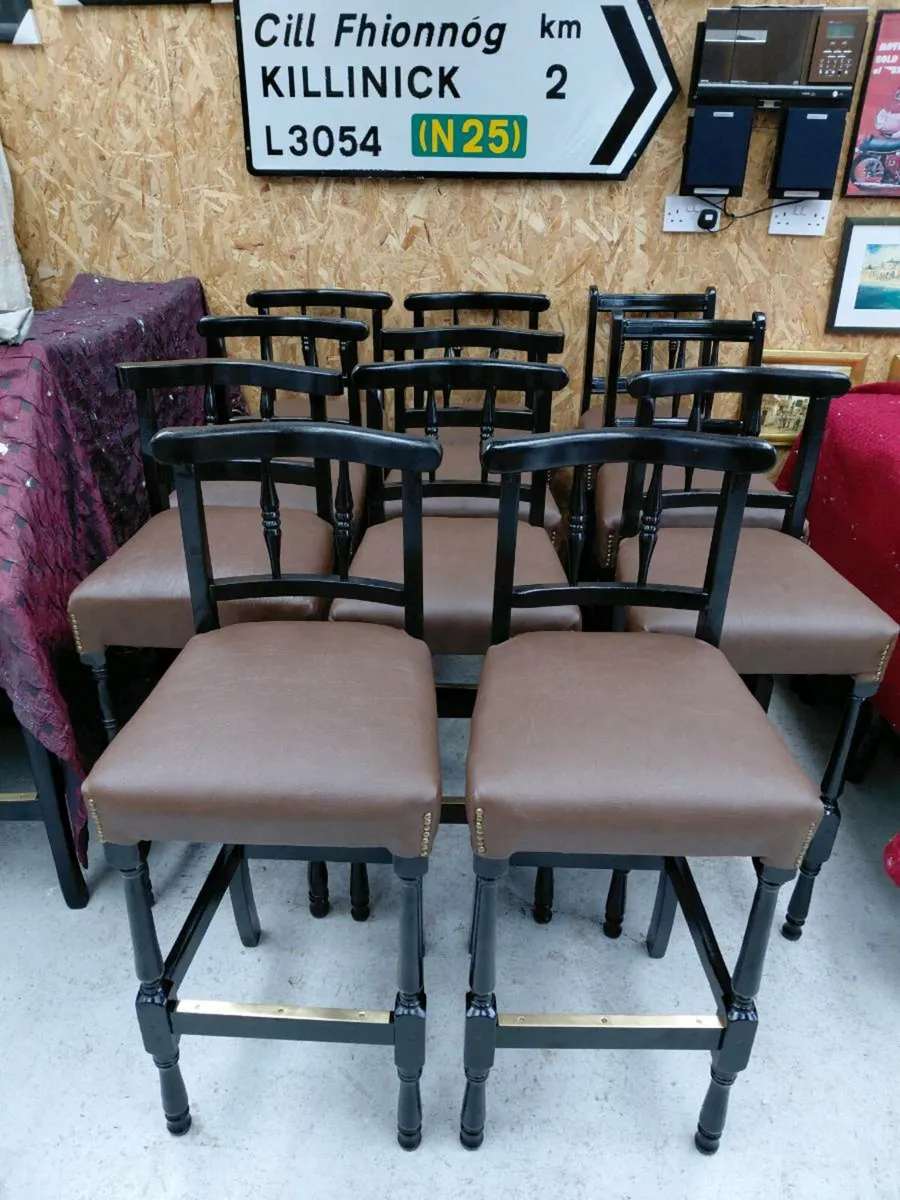 Bar stools and pub furniture - Image 1