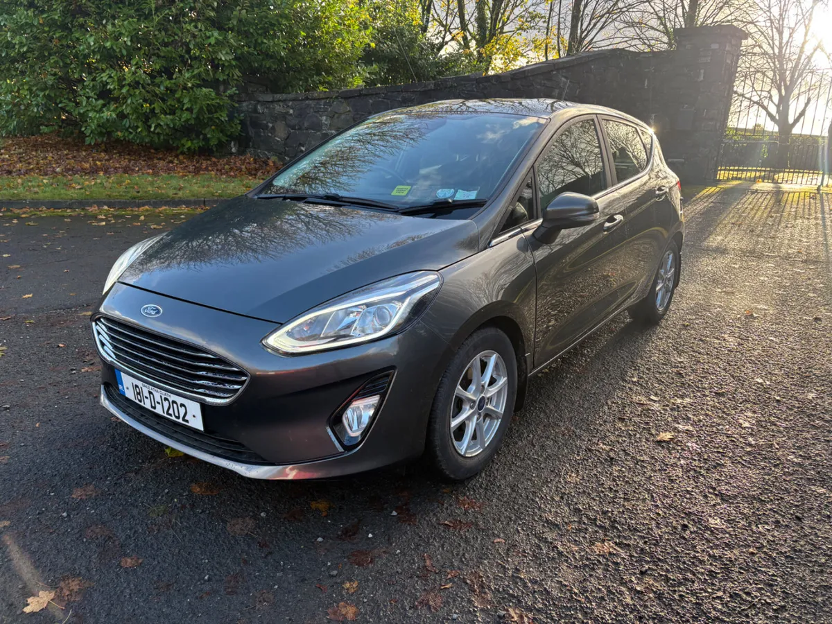 Ford Fiesta 2018 Manual NCT 27 !!! Ideal 1st car - Image 3