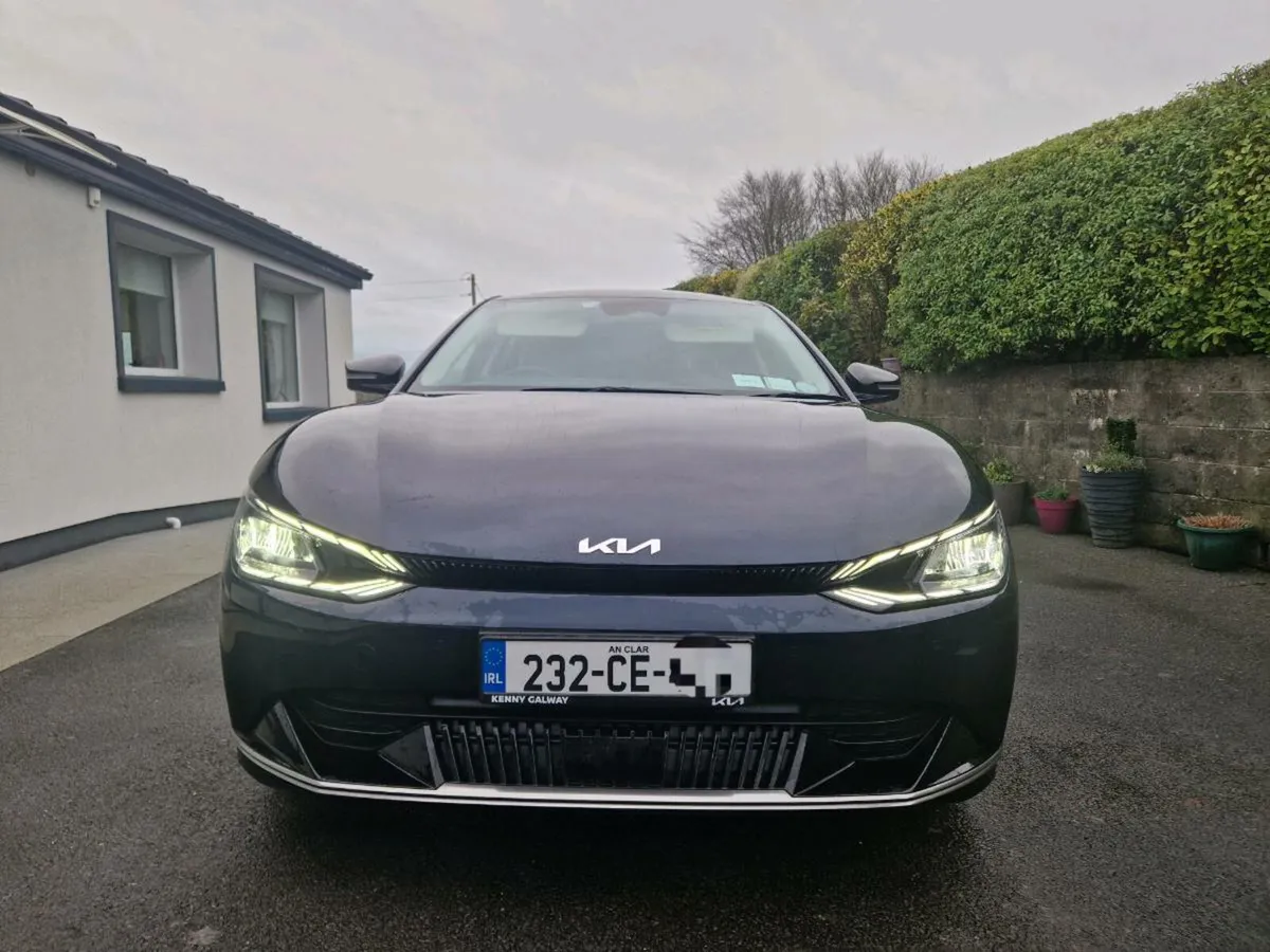 232 Kia EV6 Earth - Image 1
