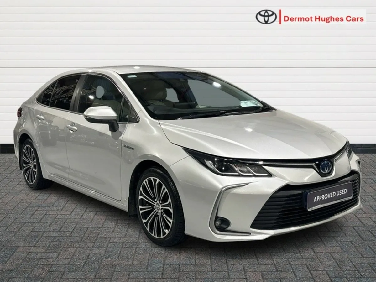 Toyota Corolla HYBRID LUNA SPORT 4DR AUTO - Image 1