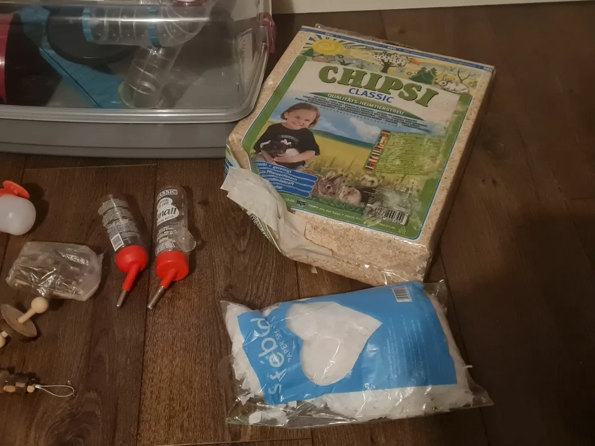 Hamster Cage, ball, and accessories - Image 3