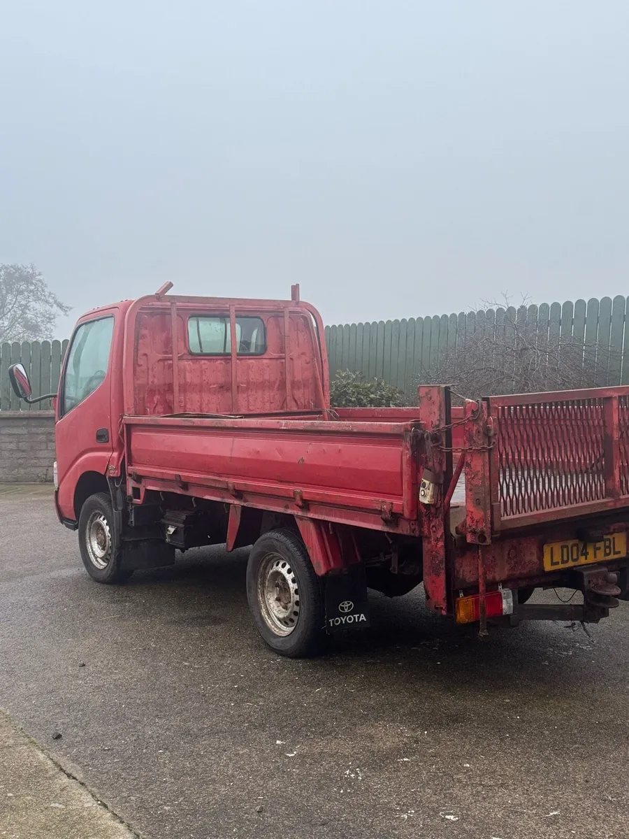 Toyota Dyna 2004 - Image 2