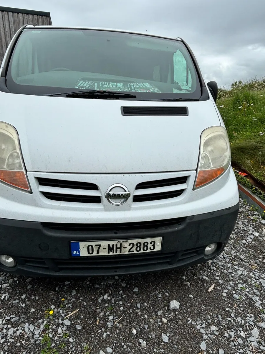 Nissan Primistar crew cab van - Image 4