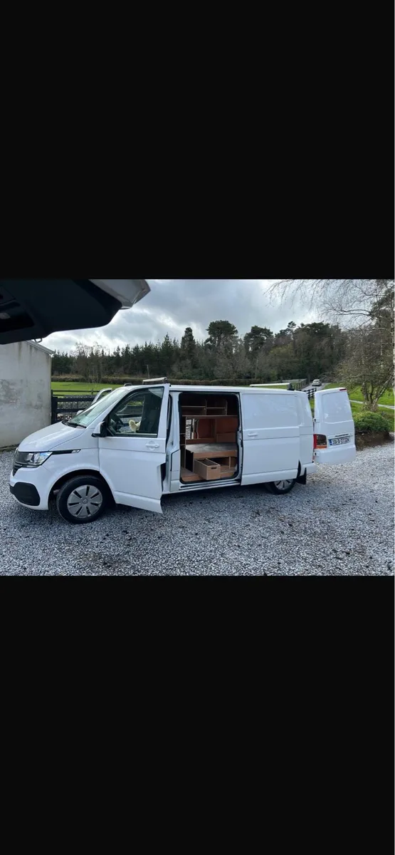 Volkswagen Transporter - Image 2