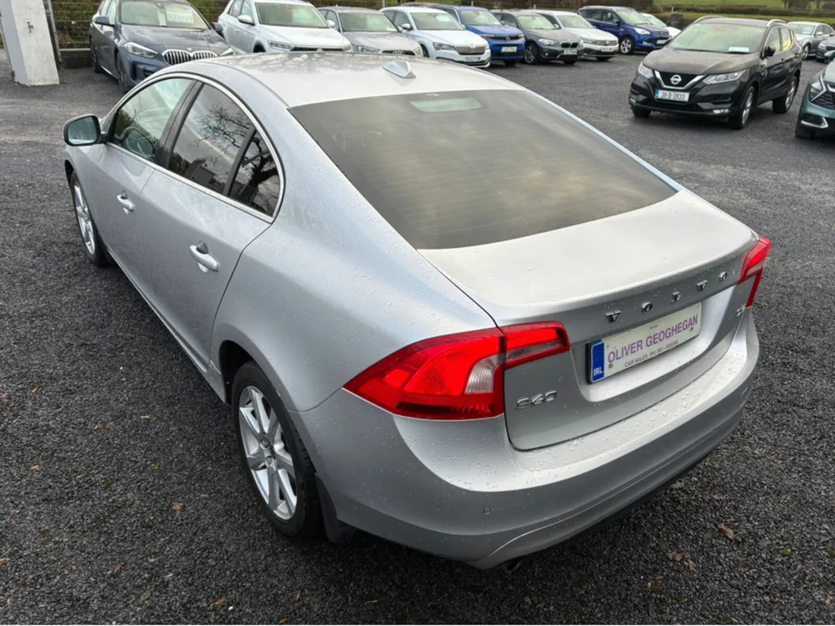 Volvo S60 2.0 D3 SE LUXURY NAV S/S 150 BHP - Image 3