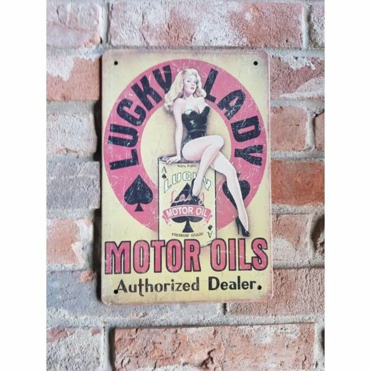 Lucky Lady Motor Oils – HS234