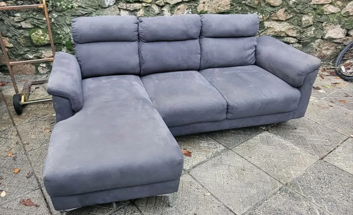 L shape couch - Image 2