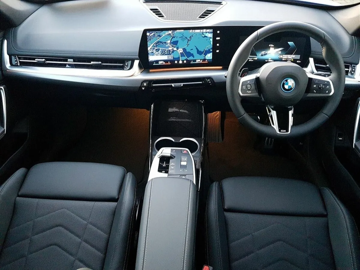 BMW iX1 iX1 eDrive20 M Sport - Image 4