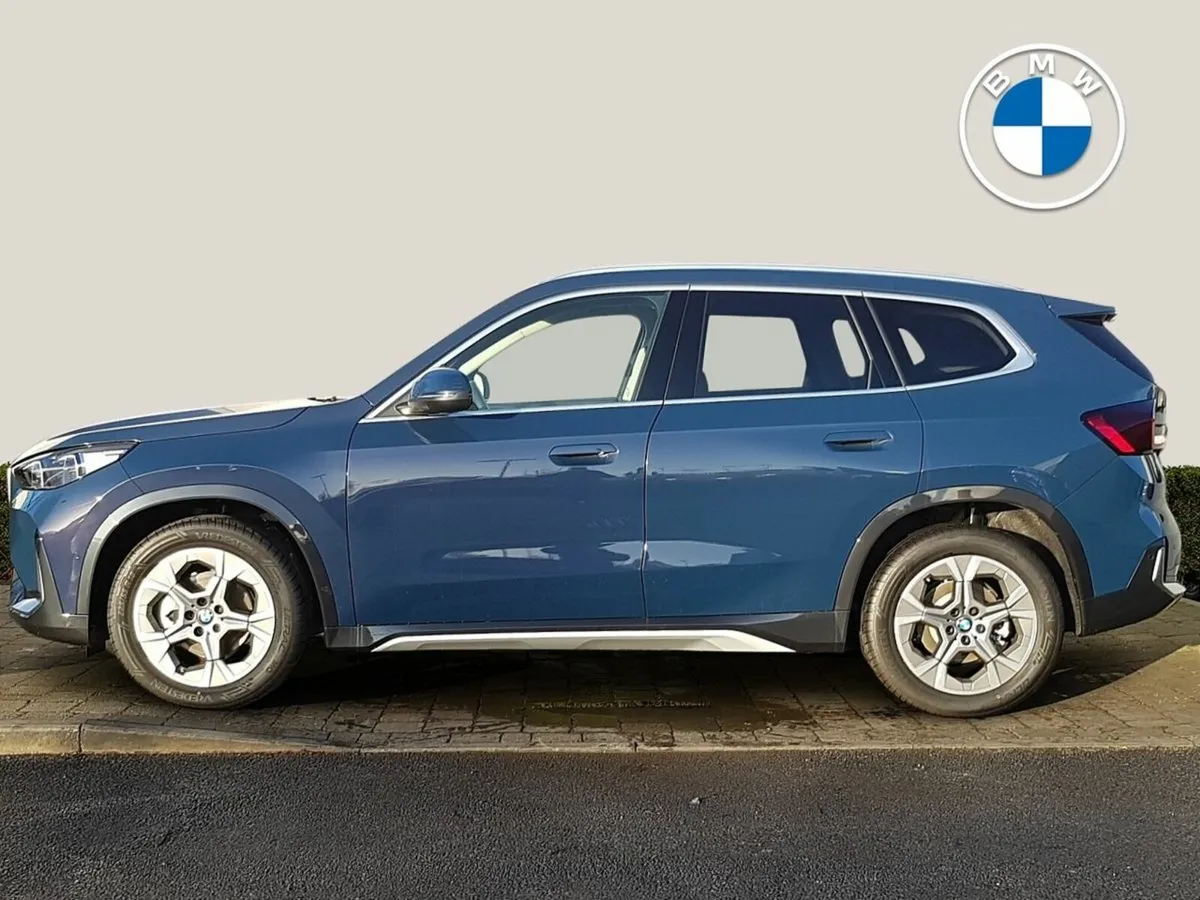 BMW iX1 eDrive20 xLine - Image 3