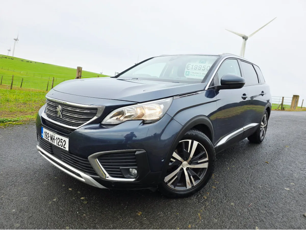 Peugeot 5008 ALLURE 1.5 BLUE HDI 130 6 6.2 4DR - Image 1