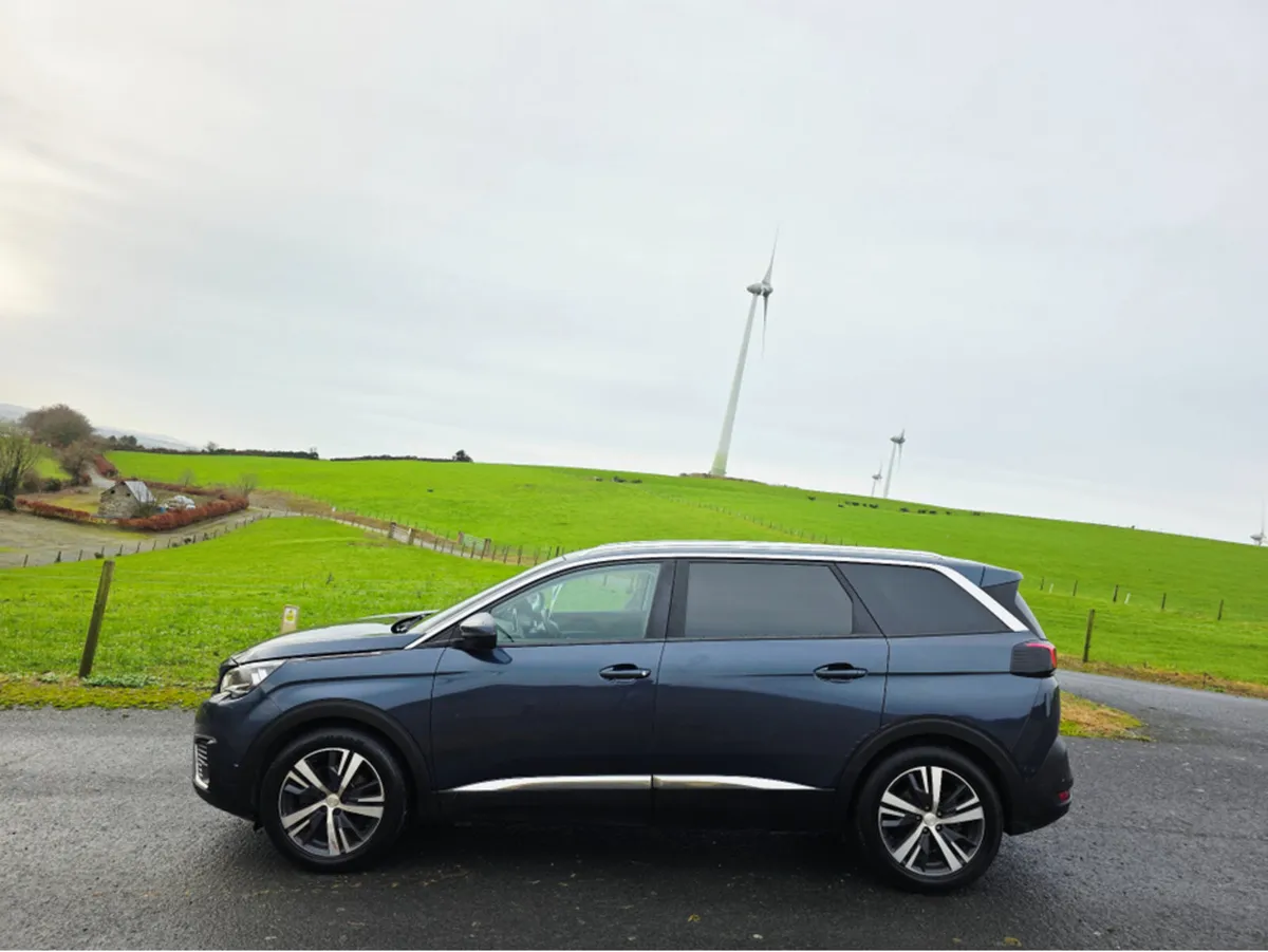 Peugeot 5008 ALLURE 1.5 BLUE HDI 130 6 6.2 4DR - Image 3