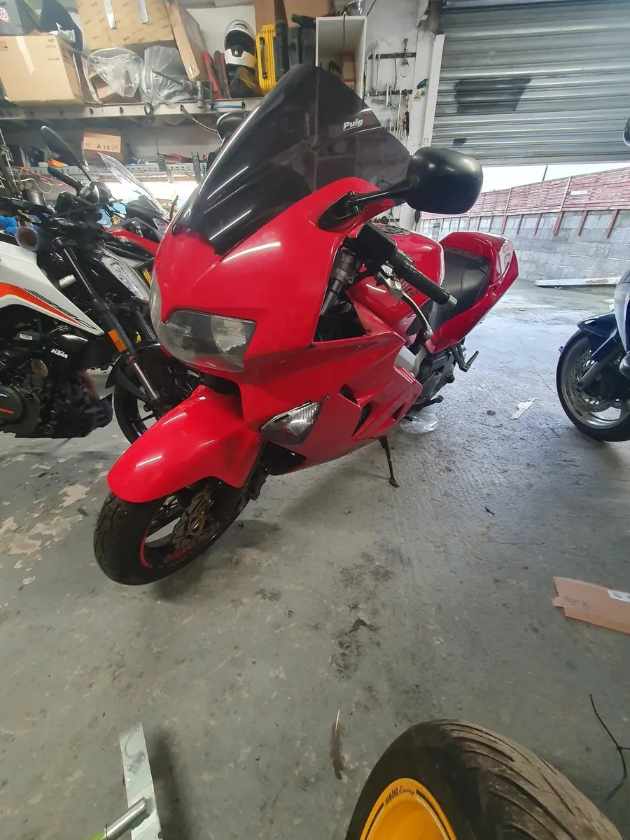 Honda vfr 800 - Image 1