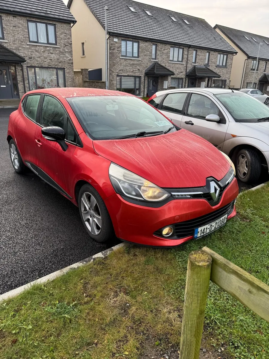 141 Renault Clio 1.2 Petrol | NCT 07/26 | 2 Owners - Image 2