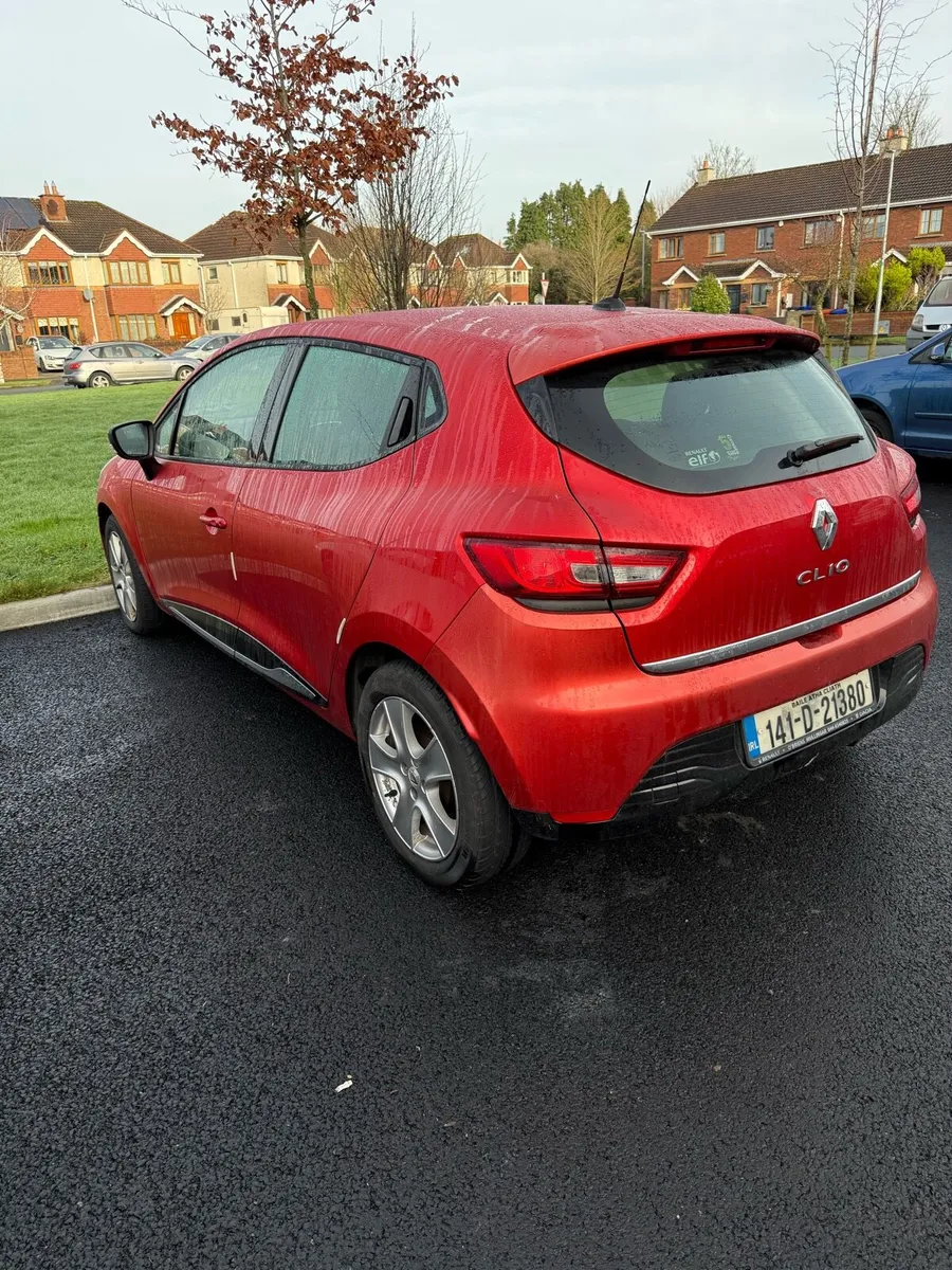 141 Renault Clio 1.2 Petrol | NCT 07/26 | 2 Owners - Image 4