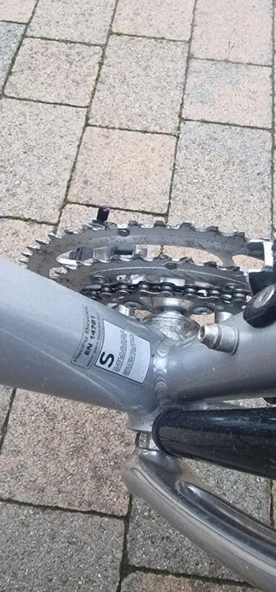 Giant Mens Bike - Image 4