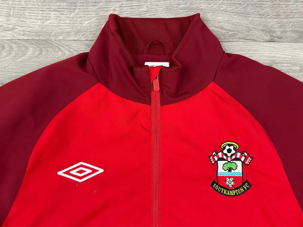 Umbro Southampton Football Jacket Mens Medium - Image 3