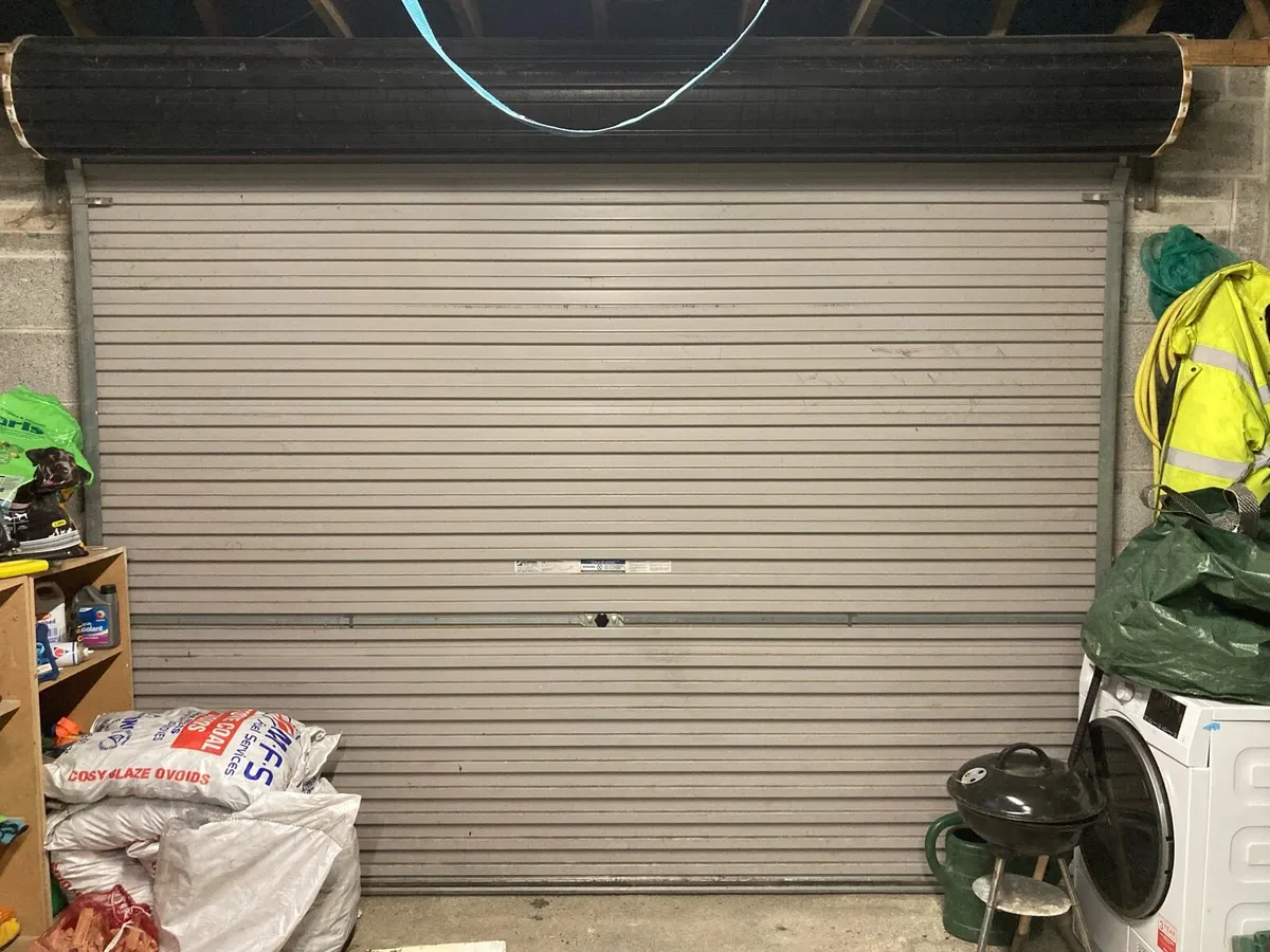 Gliderol Electric Garage Roller Door 315cm/10ft 4” - Image 3