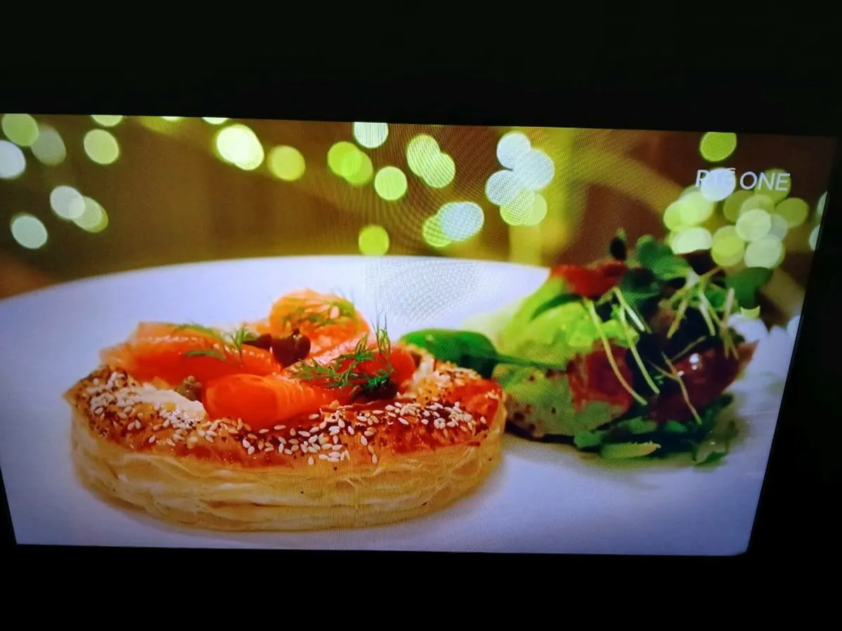 L g 32 inch hdmi Saorview tv. - Image 4