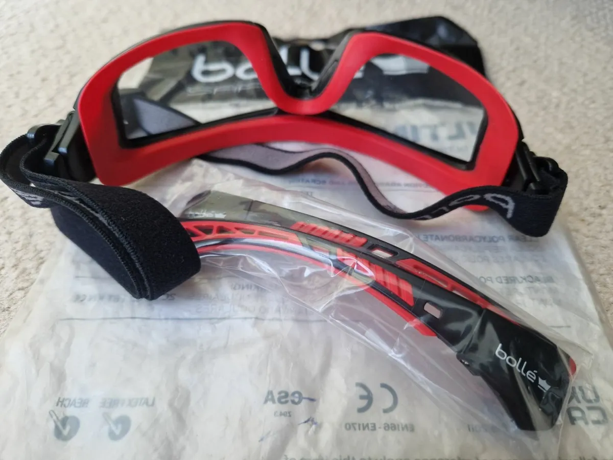 Bole ULTIM8 safety glasses - Image 4