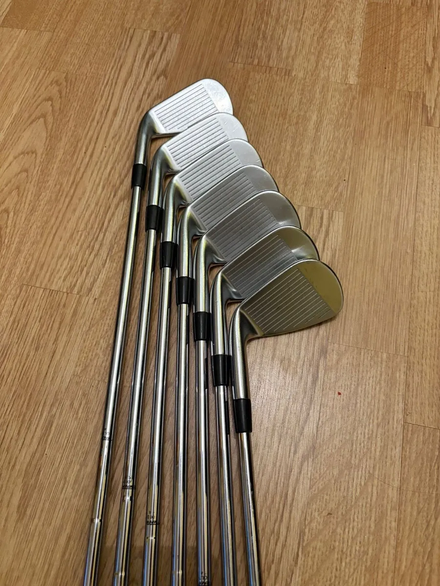 Titleist CB 716 Forged Irons - Image 2