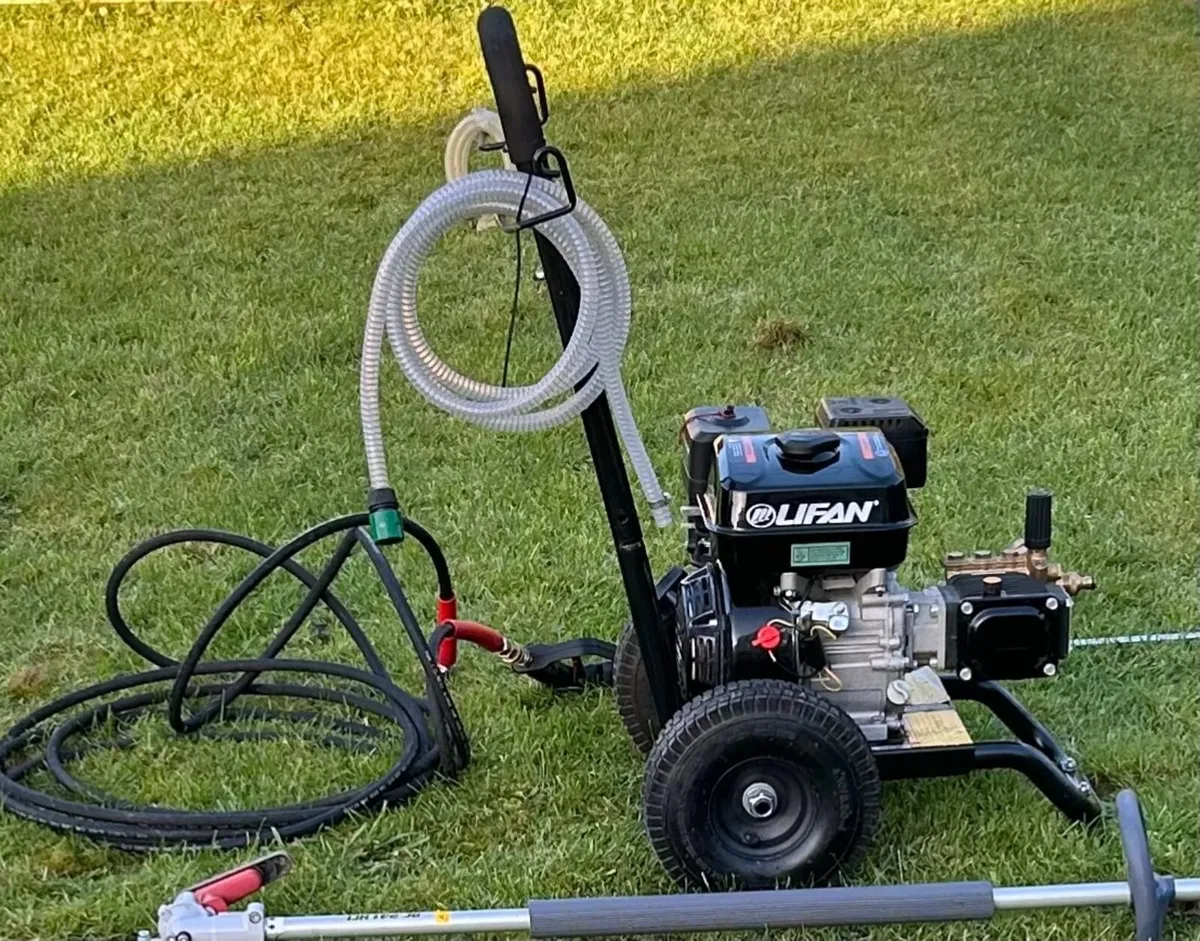 Industrial power washer - Image 1