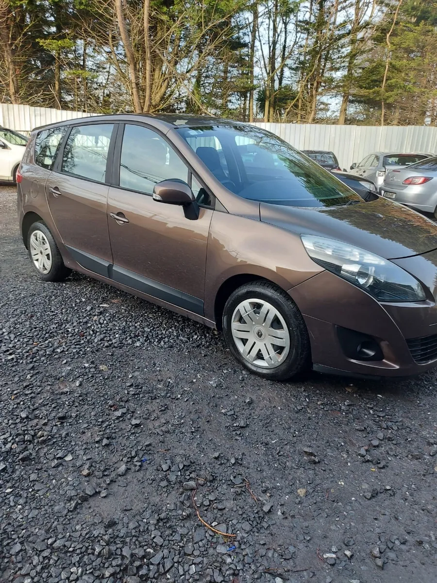 2011 Renault Scenic 1,5d 7seater - Image 2
