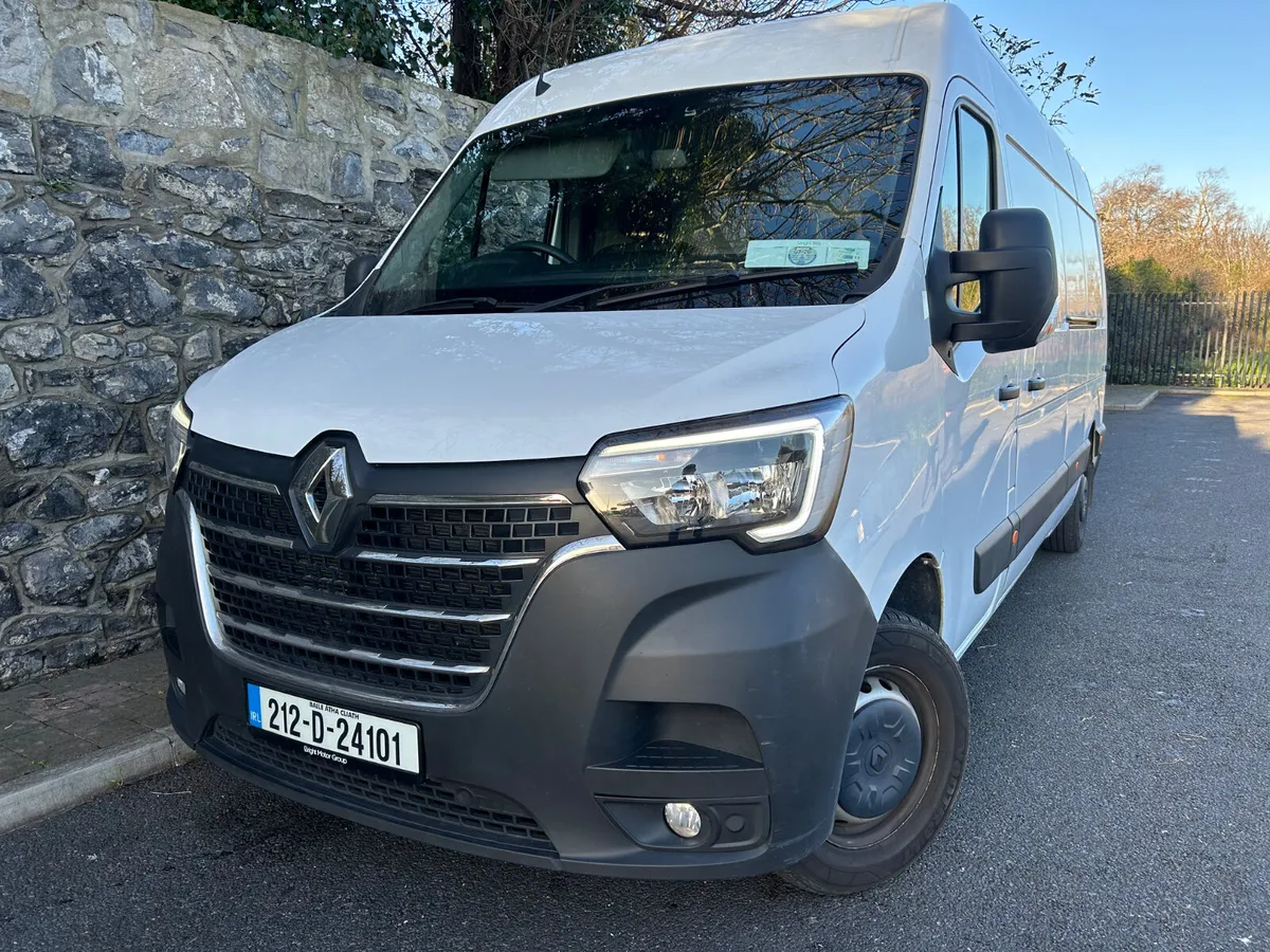 Renault Master 2021 RED EDITION FWD 3T5 2DR - Image 3