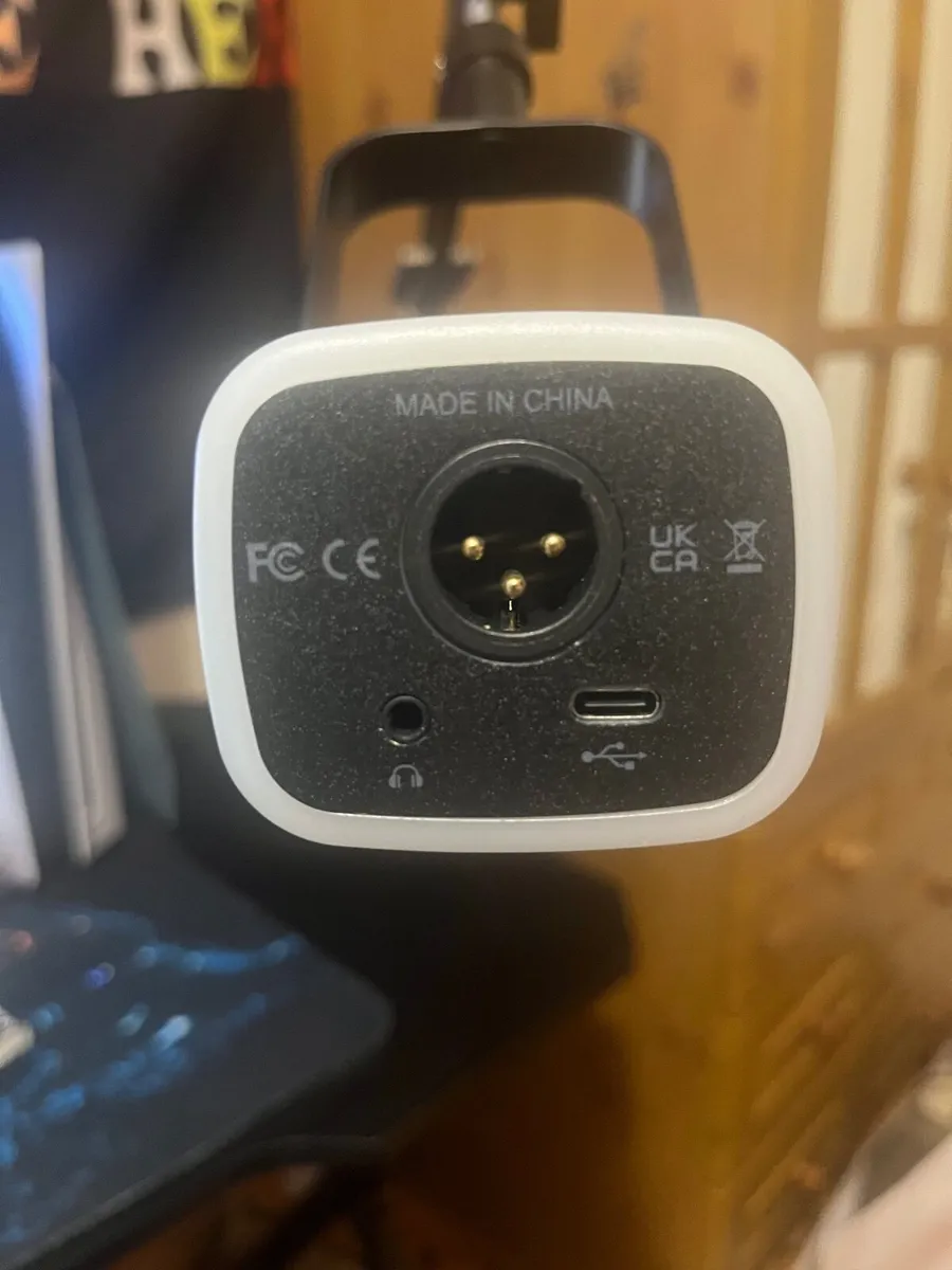 Microphone - Image 2