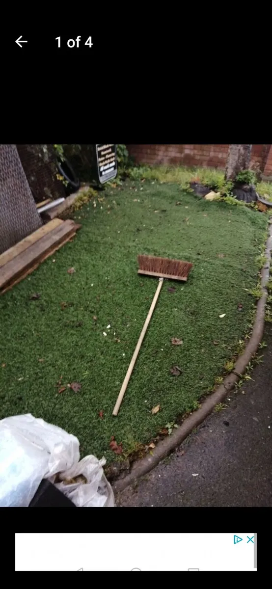 Heavy duty yard brush - Image 1