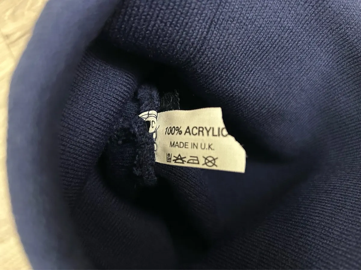 Vintage Arsenal London Embroidered Beanie Hat - Image 3