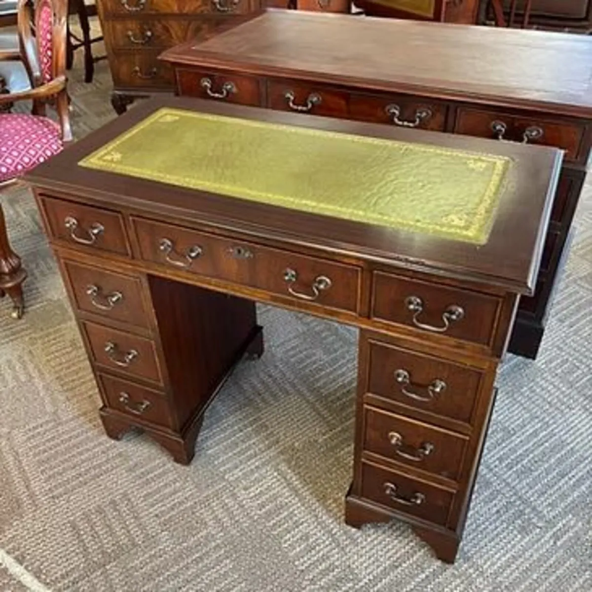 19th century style mahogany green leather pedestal
