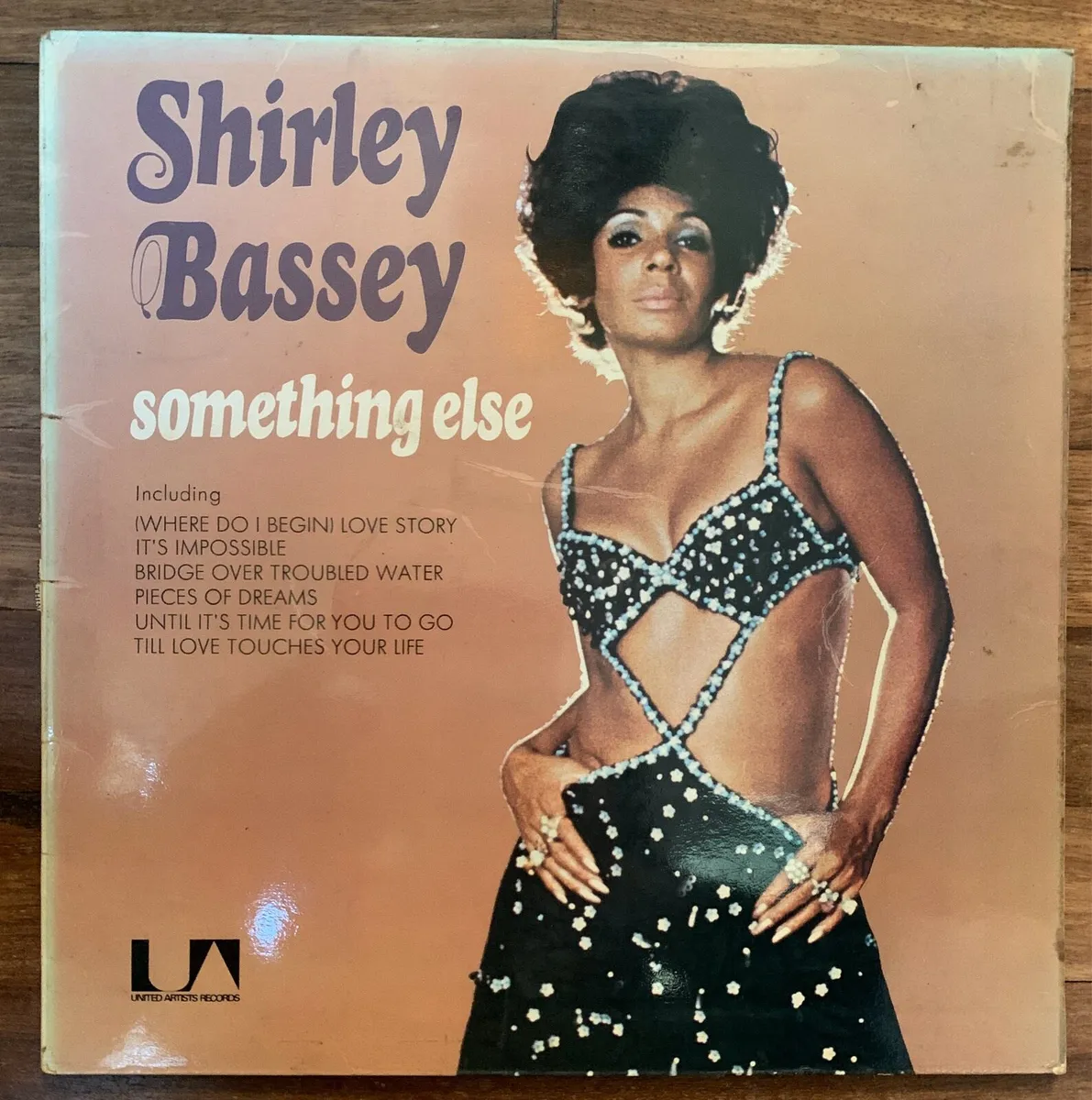 Shirley Bassey Vinyl Collection - Image 1